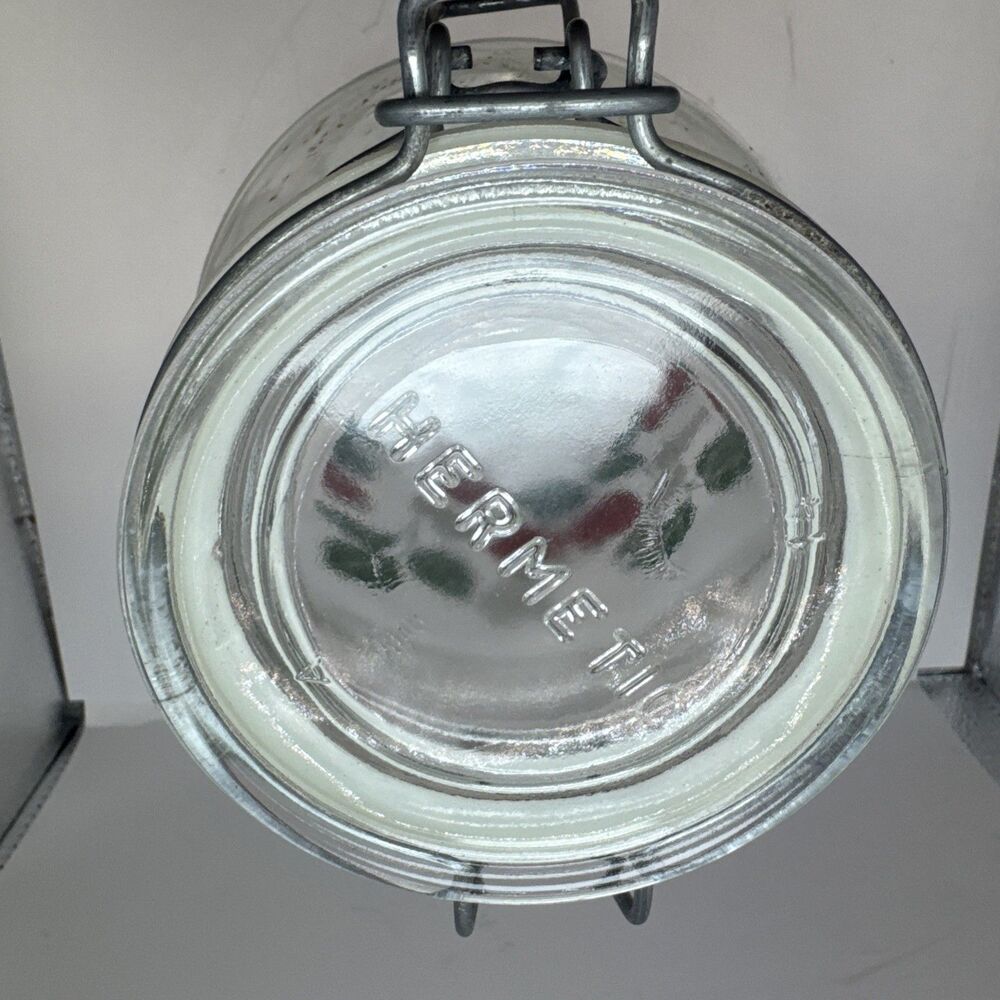 2 Carlton Glass Jar Canister 10” & 9” Bail Lid Strawberries 2 L 1.5 L USA - Picture 7 of 16